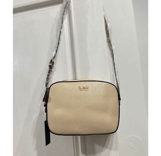 (Kategori: ) berada di . Dikirim oleh velorastudio (ID iklan 1449769091, Gambar 1). Deskripsi: .