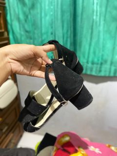 (Kategori: ) berada di . Dikirim oleh byjira_prelovedd (ID iklan 1449768339, Gambar 1). Deskripsi: .