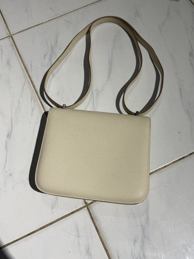 Hermès Constance Bag (Category: Luxury Bags & Wallets) located in Dagupan City. Submitted by barcelonaa35153 (Listing ID 1449799663, Image 3). Description: .