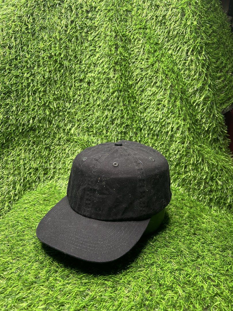 H&M plain dad hat (Category: Caps & Hats) located in Ragay. Submitted by sergesalgado (Listing ID 1449761248, Image 1). Description: H&M hat Size: Medium to Large Issue:None Reminder -This hat has not been washed yet. Please wash it before wearing. Thank you!.