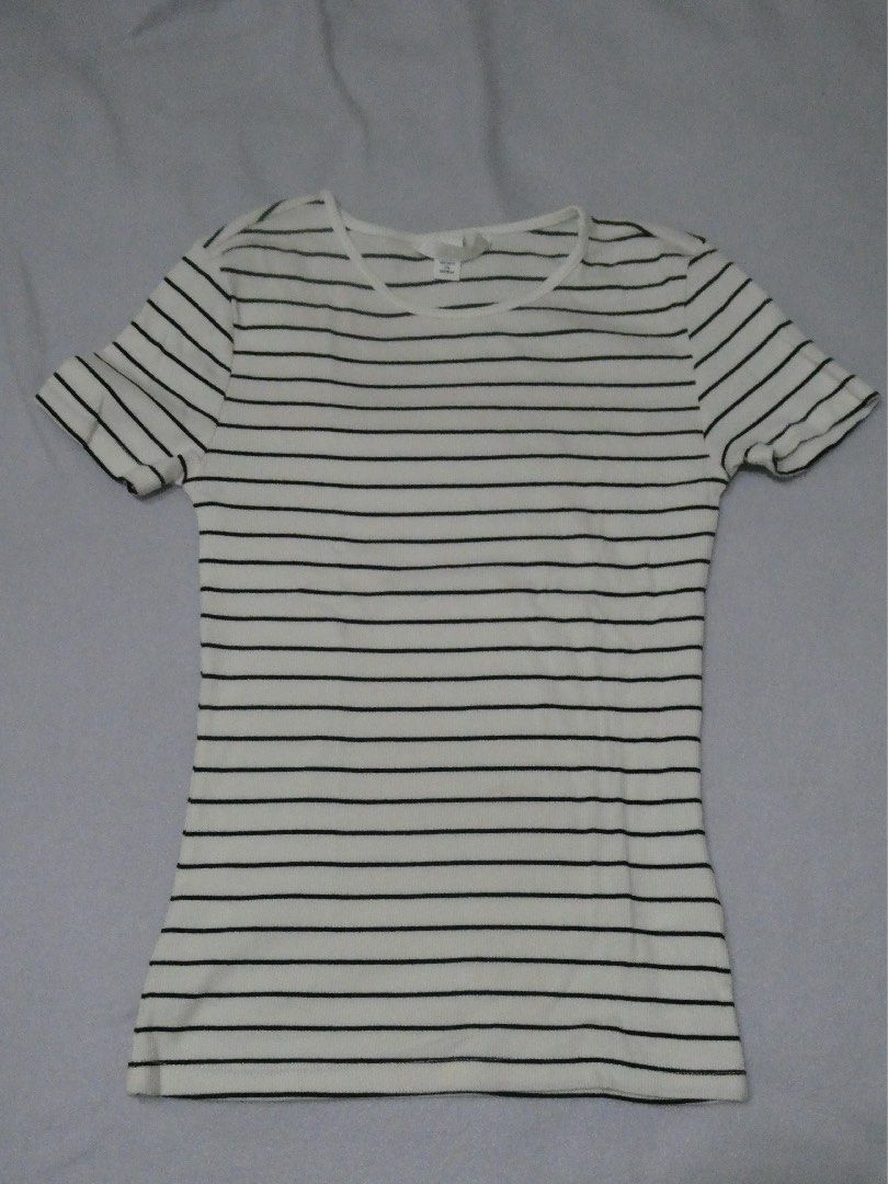 H&M Stripped Blouse (White and Black) (Category: Blouses) located in Manila. Submitted by ellegab_06 (Listing ID 1449775770, Image 1). Description: .