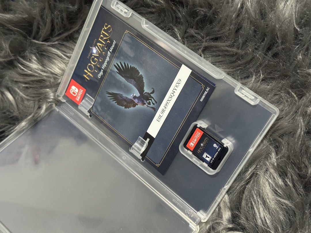 Hogwarts Legacy (Category: Nintendo) located in Manila. Submitted by limonsito (Listing ID 1449791946, Image 3). Description: — Hogwarts Legacy — Includes game cartridge and original case.