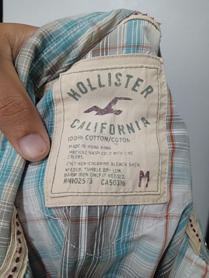 Hollister Western Shirt (Category: Tshirts & Polo Shirts ) located in Imus. Submitted by vancabrera11 (Listing ID 1449766332, Image 2). Description: FOR SALE HOLLISTER WESTERN SHIRT SIZE: MEDIUM 200.