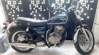 (Kategori: ) berada di . Dikirim oleh garasi_putro_moge (ID iklan 1449884014, Gambar 1). Deskripsi: .