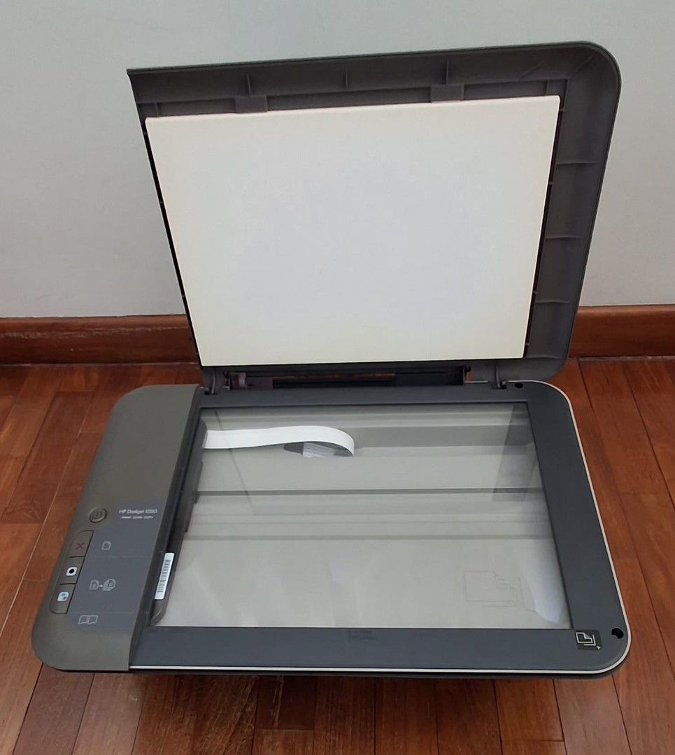 HP Deskjet 1050 All-in-One Printer Scanner510344110403768321