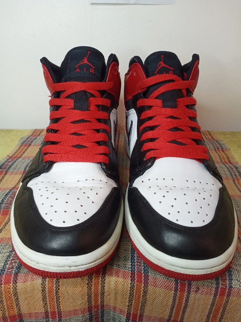 Jordan 1 Old Love Mid Size 9.5 (Category: Sneakers) located in General Santos City (Dadiangas). Submitted by michaelmp2026 (Listing ID 1449790857, Image 3). Description: - Jordan 1 Old Love Mids - Size: 9.5 - Condition: Used - Notable Flaws: Minor scuffs on toe box, slight creasing - Sole Condition: Good - Laces: Red - Feel free to ask any questions!.