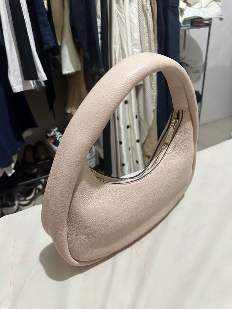 Kate Spade (Category: Shoulder Bags) located in Tuguegarao City. Submitted by cookiepie144 (Listing ID 1449927714, Image 3). Description: - Never been used - Negotiable!.