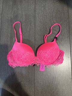 (Category: ) located in . Submitted by emiferre (Listing ID 1449886452, Image 1). Description: .