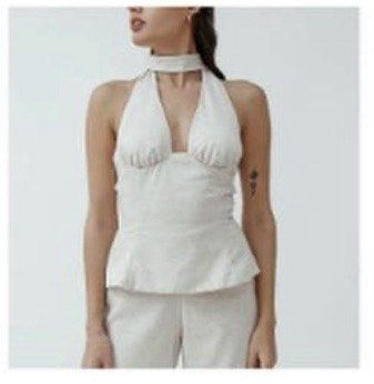 Laure by Roma White Linen Halter Top (Category: Others Tops) located in Bulacan. Submitted by sum1scloset (Listing ID 1449882463, Image 1). Description: SERIOUS BUSINESS ONLY, PLEASE. THOSE WHO WILL WASTE MY TIME WILL BE BLOCKED. closet clean-up to create space for a more sustainable lifestyle 💟 • most pieces are in xxs–xs, with only a few in s • all items are well taken care of and properly stored — i treat my clothes like babies 🤭 • actual ph