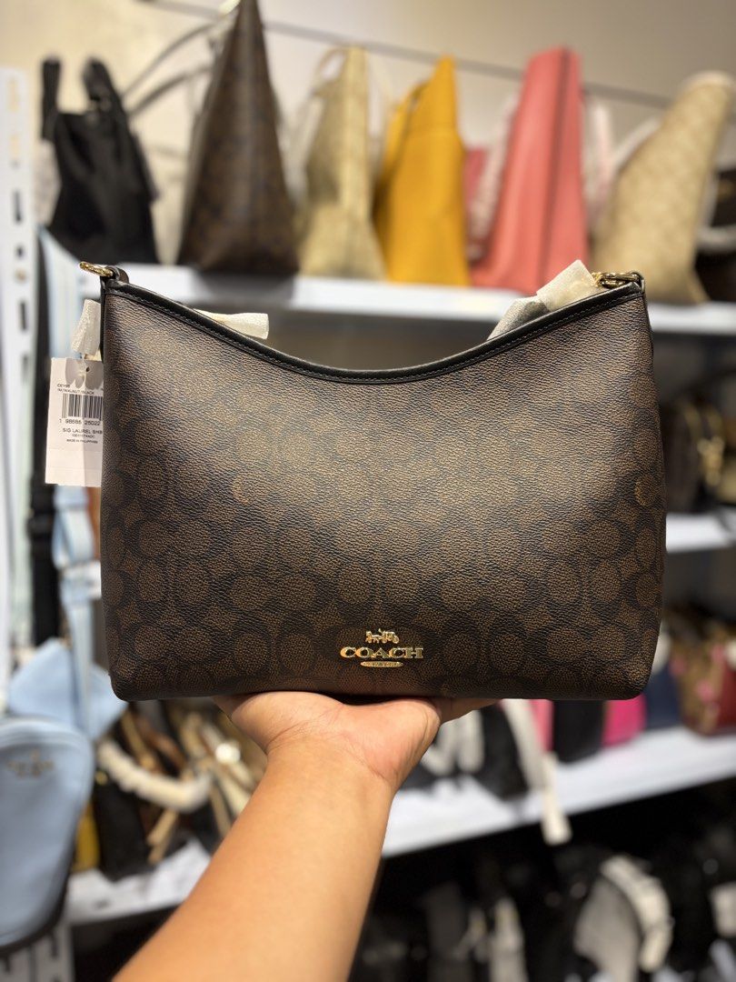 Laurel- medium (Category: Luxury Bags & Wallets) located in Manila. Submitted by luxwalletbags (Listing ID 1449797551, Image 1). Description: Guaranteed Original.