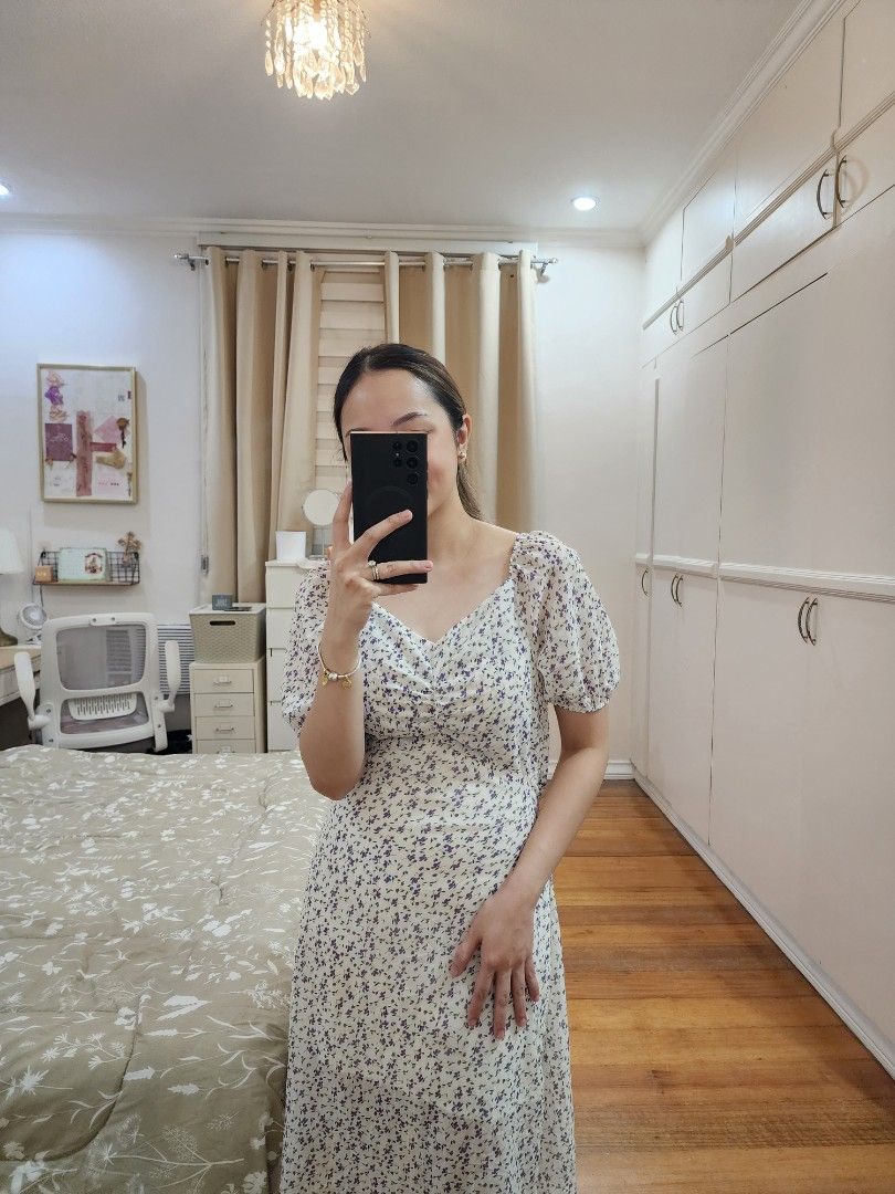 Lavender Floral Dress (Category: Dresses) located in Cagayan de Oro. Submitted by declutter97 (Listing ID 1449823744, Image 2). Description: Lavender floral dress 💜 Fits Small Php300 Model's height: 5'1 Model's size: Small .