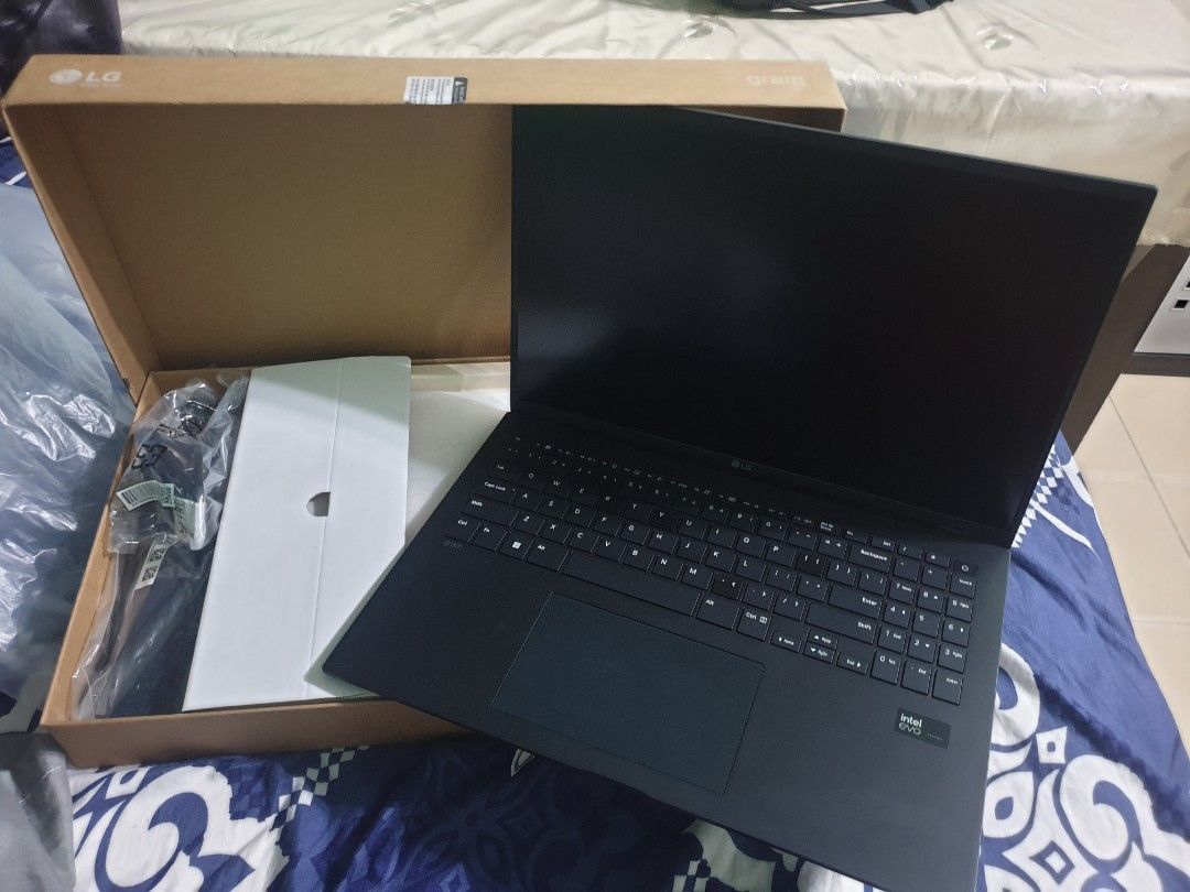 LG 16Z90S