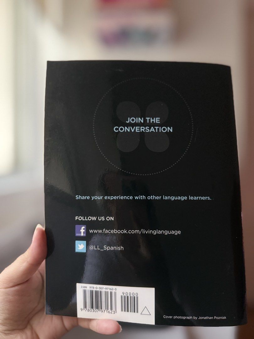 Living Language Essential Spanish Book (Category: Textbooks) located in Pasig City. Submitted by atticstreet (Listing ID 1449799325, Image 2). Description: Learn Spanish with the Living Language Essential book. Ideal for beginners. .