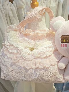 (Category: ) located in . Submitted by aphroditedolliesangel (Listing ID 1449766199, Image 1). Description: .