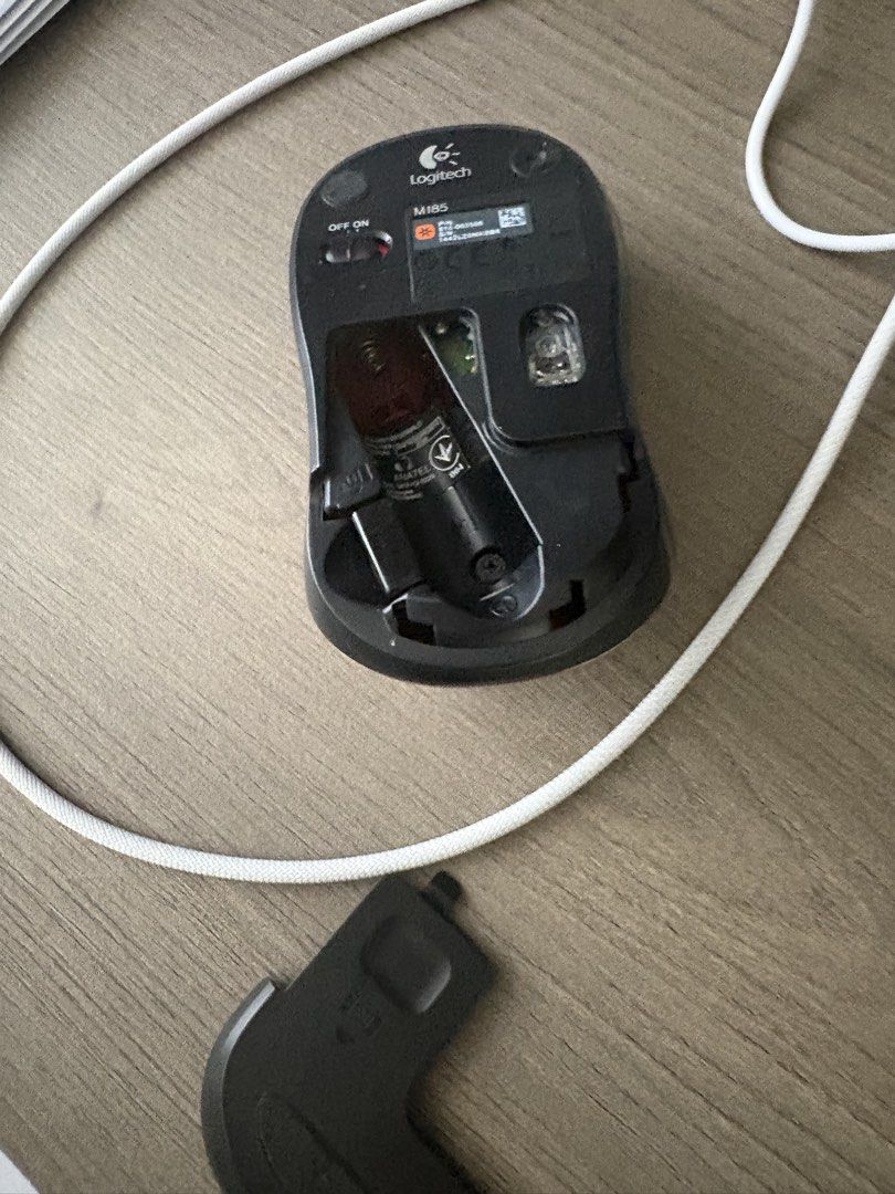 Logitech M185 Wireless Optical Mouse510341223338496005