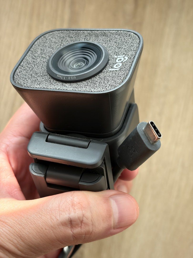Logitech StreamCam HD 1080 webcam / USB-C510202731519682561