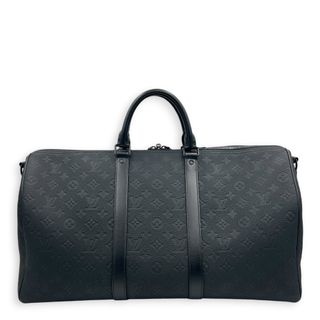 (Category: ) located in . Submitted by carousellluxury (Listing ID 1449808898, Image 1). Description: .