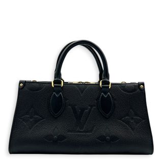 (Category: ) located in . Submitted by carousellluxury (Listing ID 1449843342, Image 1). Description: .