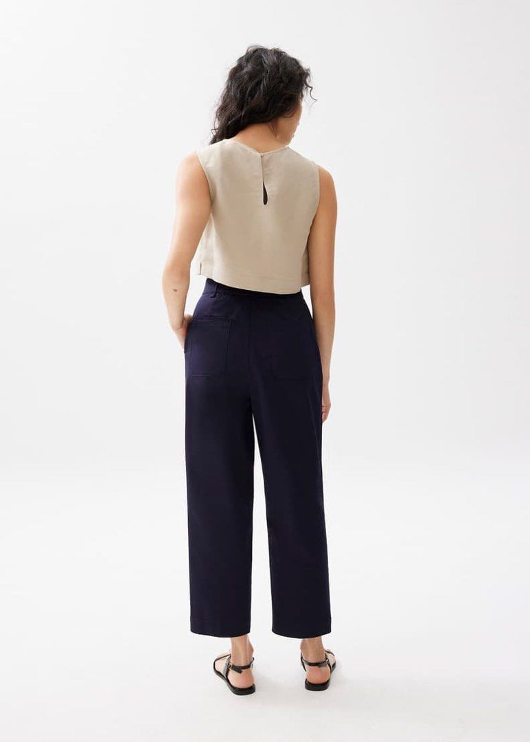 Love Bonito Cotton Chino Pants (Category: Other Bottoms) located in Malabon City. Submitted by k_mby (Listing ID 1449852831, Image 2). Description: Jin Elastic Cotton Chino Pants from Love, Bonito in navy blue, featuring a timeless peg leg silhouette and functional pockets. Still in very good condition. Size 26 waist..