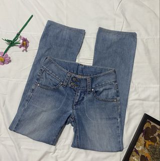 (Category: ) located in . Submitted by zellecoco (Listing ID 1449907996, Image 1). Description: .