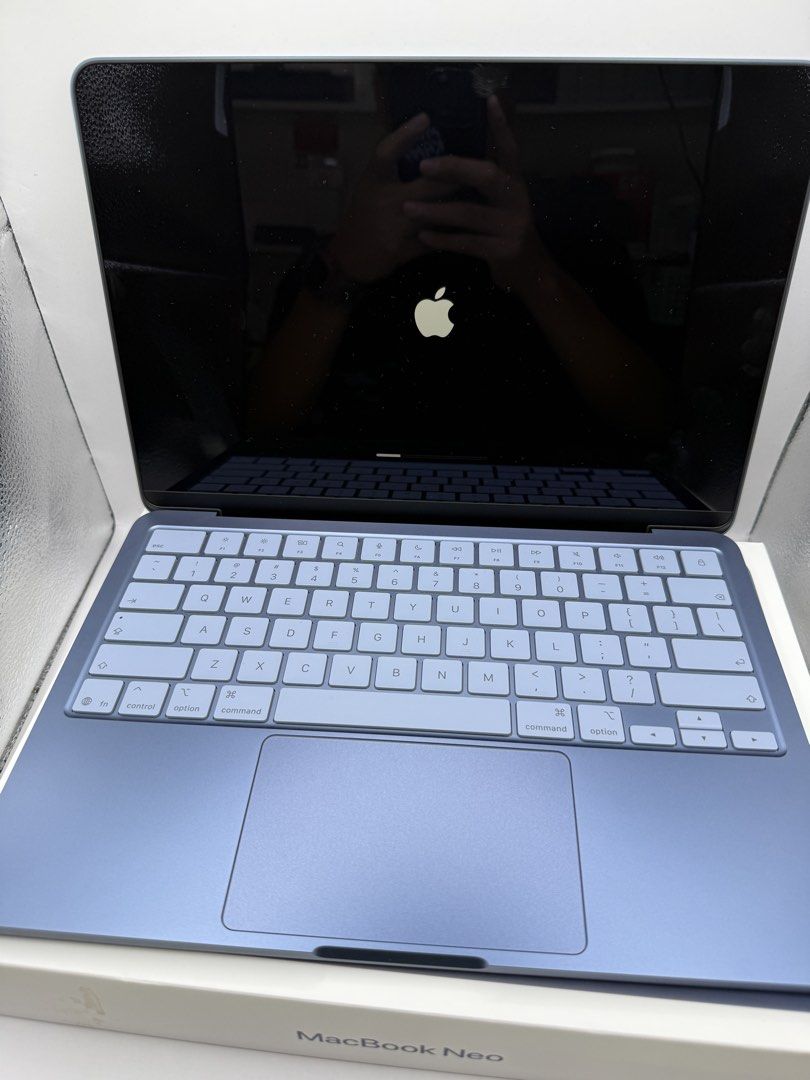 MacBook Neo 256gb