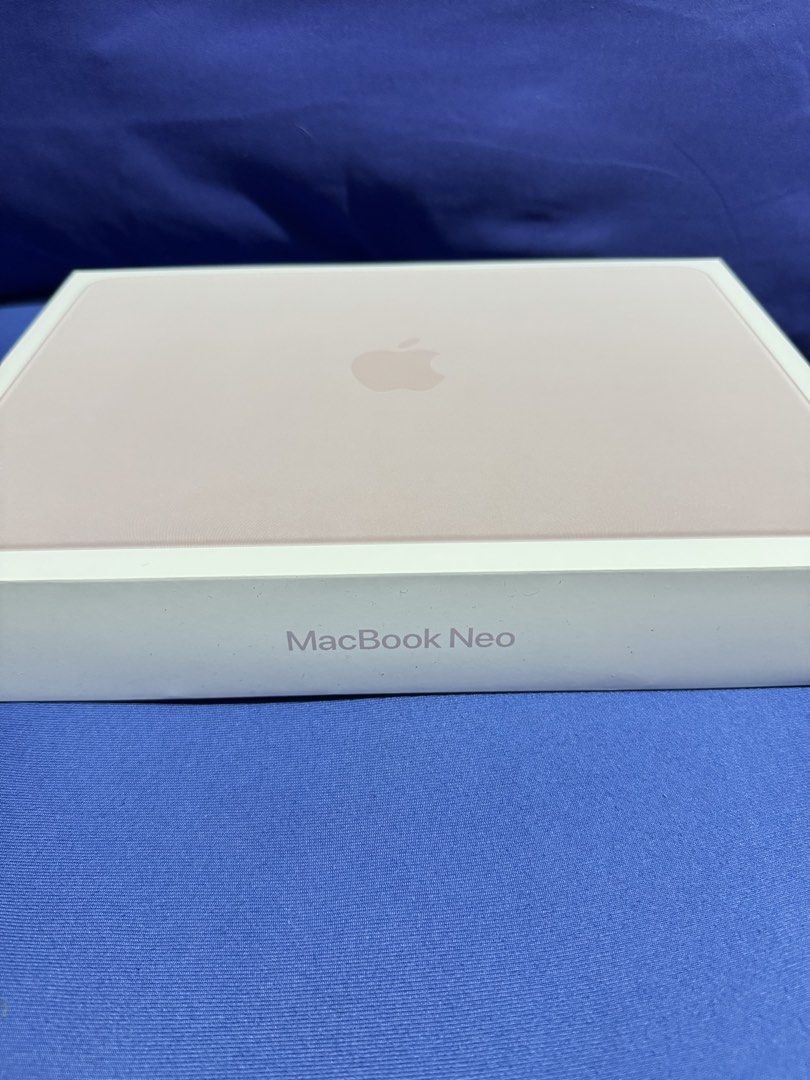 MacBook Neo Blush 512GB Sealed, Computers & Tech, Laptops & Notebooks