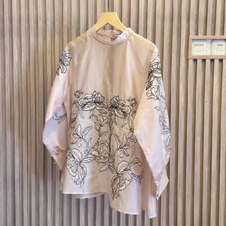 (Kategori: ) berada di . Dikirim oleh amyy.preloved (ID iklan 1449781424, Gambar 1). Deskripsi: .