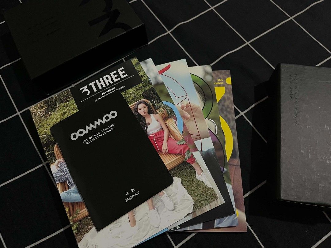 Mamamoo 3rd fanclub kit (Category: K-Wave Merchandise) located in Manila. Submitted by tatsuran (Listing ID 1449789728, Image 2). Description: 🗯 mamamoo 3rd moomoo kit ⤷ price: 1500 php ⤷ no membership card please send a message if you're interested ૮ ˶ᵔ ᵕ ᵔ˶ ა you may also reach me on twitter: @Carrotland97 or ig: carrotland__.