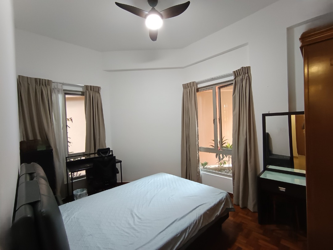 (Category: ) located in . Submitted by sg_rental_hub (Listing ID 1449261310, Image 1). Description: .