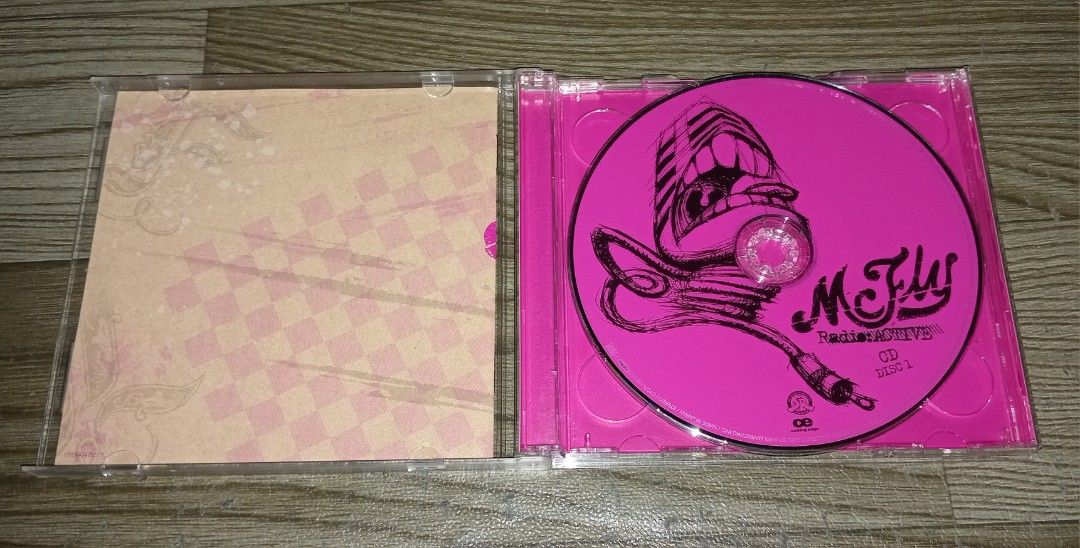 MC FLY - RADIO ACTIVE 2CD JAPAN (Category: CDs & DVDs) located in Talavera. Submitted by thalifan46 (Listing ID 1449850243, Image 2). Description: MC FLY - RADIO ACTIVE 2CD JAPAN.