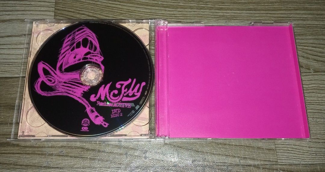 MC FLY - RADIO ACTIVE 2CD JAPAN (Category: CDs & DVDs) located in Talavera. Submitted by thalifan46 (Listing ID 1449850243, Image 3). Description: MC FLY - RADIO ACTIVE 2CD JAPAN.
