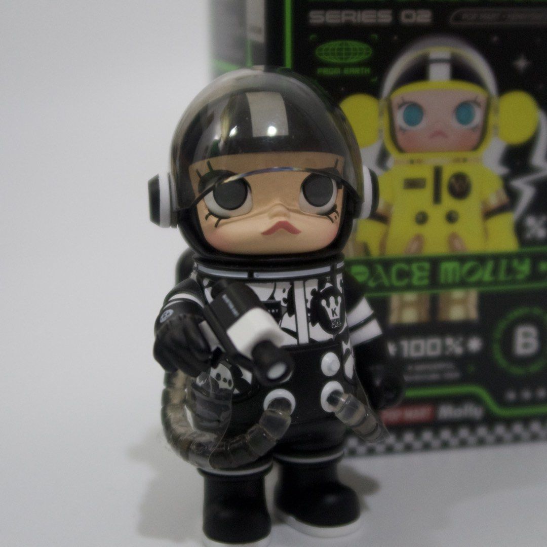 mega space molly series 02 - meilin panda (Category: Designer & Blind Box Toys) located in Quezon City. Submitted by abbycaa (Listing ID 1449842742, Image 1). Description: ★ mint condition ★ with box + foil + card ★ mop: maya/bpi/gcash.