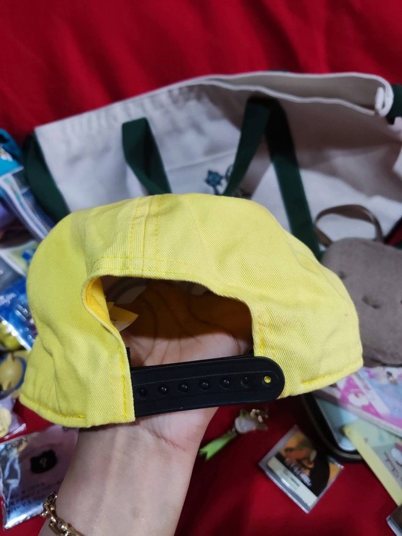 Minions "Bello!" Snapback Cap (Category: Caps & Hats) located in Kidapawan. Submitted by chocho.sanrio (Listing ID 1449781202, Image 3). Description: -Adult Size - Yellow Minions cap - Blue denim brim - Features Minions' goggles on the front - Inside brim says "Bello!" - Adjustable snapback closure - Ideal for Minions fans.