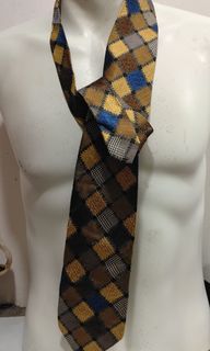 (Category: ) located in . Submitted by thelohstore (Listing ID 1449905193, Image 1). Description: .