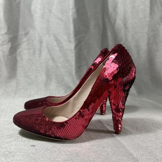 (Category: ) located in . Submitted by rochelle_archive_garments (Listing ID 1449827877, Image 1). Description: .