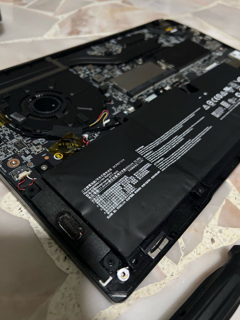 MSI Modern 14 B4MW Laptop510330919170887683