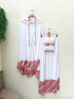 (Kategori: ) berada di . Dikirim oleh caviarwear (ID iklan 1449871097, Gambar 1). Deskripsi: .