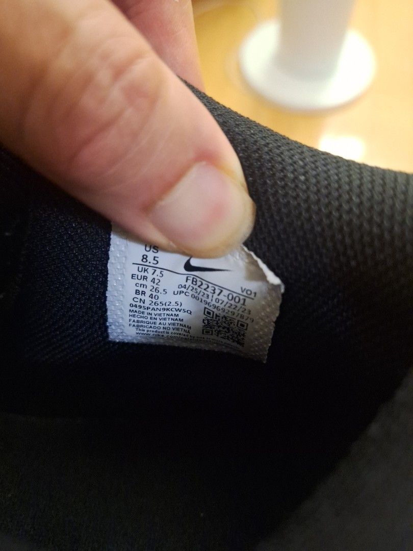 Nike （分類：波鞋）位於 Hong Kong。 由 rick2003 提交（商品編號 1449894607，圖片 4）。簡介： Lebanon witness 8 甚少著 冇盒。