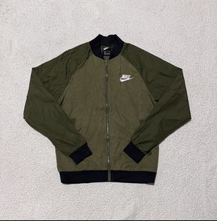 (Category: ) located in . Submitted by knightorious_thrift (Listing ID 1449796676, Image 1). Description: .