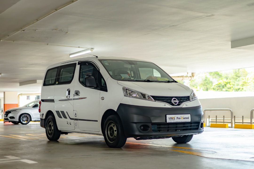 Nissan NV200 1.6A DX Auto (Category: Used Commercial Vehicles for Sale) located in Singapore. Submitted by vinsautogroup (Listing ID 1449807697, Image 1). Description: Consignment Unit Vehicle Features: 1.6L petrol engine paired to a 4 speed automatic gearbox, front wheel drive, excellent fuel consumption! Accessories: Upgraded headunit, Aftermarket HUD, new rims and tyres, leather seats and more! Why Vin's Automotive Group? ✅ 100% loan available