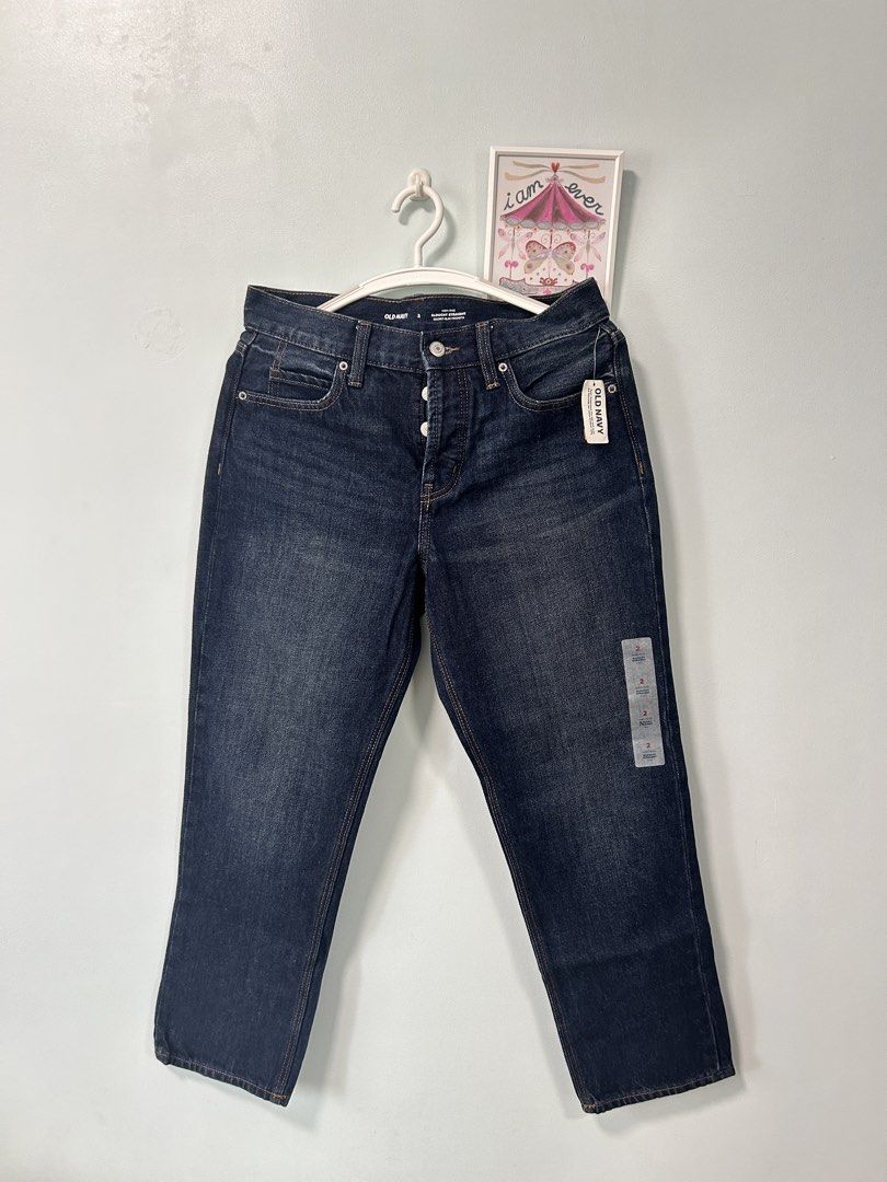 Old Navy Dark Wash Button Fly Straight Leg Jeans (Category: Jeans) located in Las Pinas. Submitted by kristine.caro (Listing ID 1449814734, Image 1). Description: Closure: Button Fly With tag brand new Just pay for shipping.