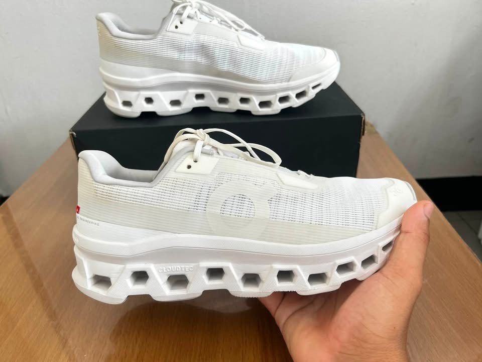On CloudMonster Void (Category: Sneakers) located in Ayer Itam. Submitted by nerdboyresell (Listing ID 1449911652, Image 2). Description: Size: US11/45/29 Condition:9/10 Colour: White White With box Price exclude postage .