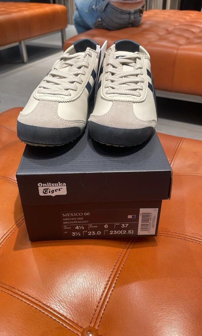 Onitsuka,Tigers ORI,beli Langsung dri jepang (Kategori: Sepatu Wanita) berada di Jakarta Barat. Dikirim oleh maulani.budi (ID iklan 1449925066, Gambar 1). Deskripsi: dijual onitsuka Tigers, sepatu wanita ORIginal Mexico 66 tidak pernah dipakai,Beli langsung dri Jepang. masih lengkap kardus dll. ukuran ada difoto langsung. minat langsung nego, no basa basi.