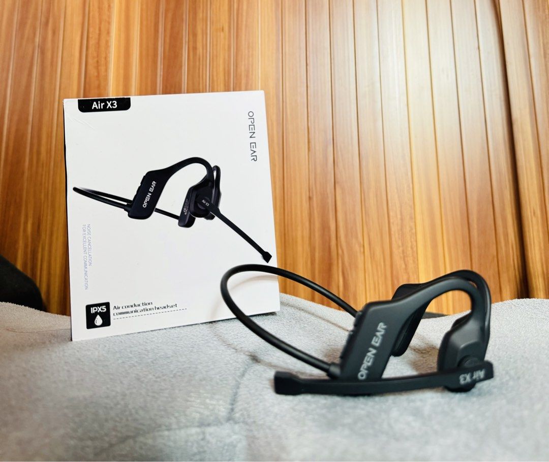 Open ear Headset X3 Air with noise cancellation (Category: Headphones & Headsets) located in Tarlac. Submitted by iamleeyam (Listing ID 1449757475, Image 2). Description: X3 Air Open-Ear - With box and complete package - Used once for testing only - Light-weight - With mic and noise cancellation - Good for online meet, calls, music RFS: Declutter and meron na ako other open-ear Important: Buyer shoulders the delivery cost. Payment first policy.. 