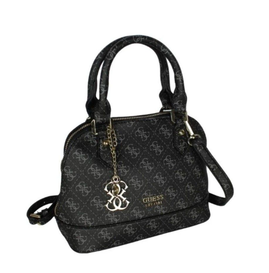 ORI GUESS Disc 60% Tas Wanita Slingbag Handbag (Kategori: Tas & Dompet) berada di Jakarta Barat. Dikirim oleh tikakitty8 (ID iklan 1449860944, Gambar 2). Deskripsi: ORI & NEW.