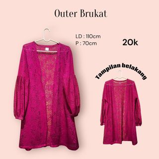 (Kategori: ) berada di . Dikirim oleh pre.thriftt_ (ID iklan 1449897592, Gambar 1). Deskripsi: .