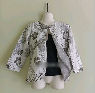 (Kategori: ) berada di . Dikirim oleh lemarinonaa (ID iklan 1449937730, Gambar 1). Deskripsi: .