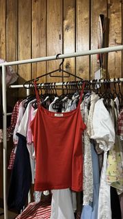 (Category: ) located in . Submitted by dainty.hercloset (Listing ID 1444137666, Image 1). Description: .