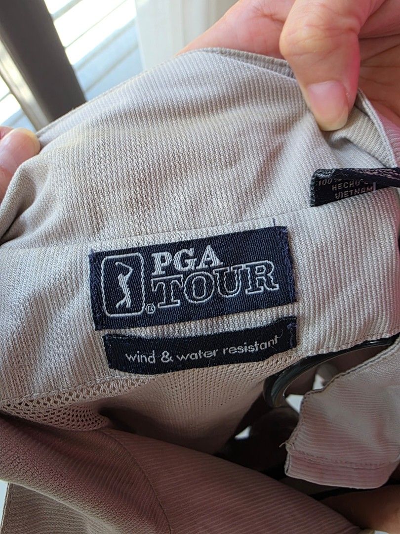 Pga tour large jacket golf decluttering sale (Category: Coats, Jackets and Outerwear) located in San Juan City. Submitted by dailydealsphest2010 (Listing ID 1449768251, Image 3). Description: pga tour wind & water resistant .