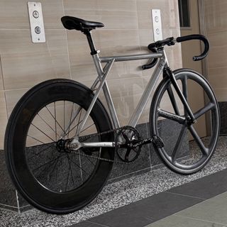 (Category: ) located in . Submitted by localtampseller (Listing ID 1449850826, Image 1). Description: .
